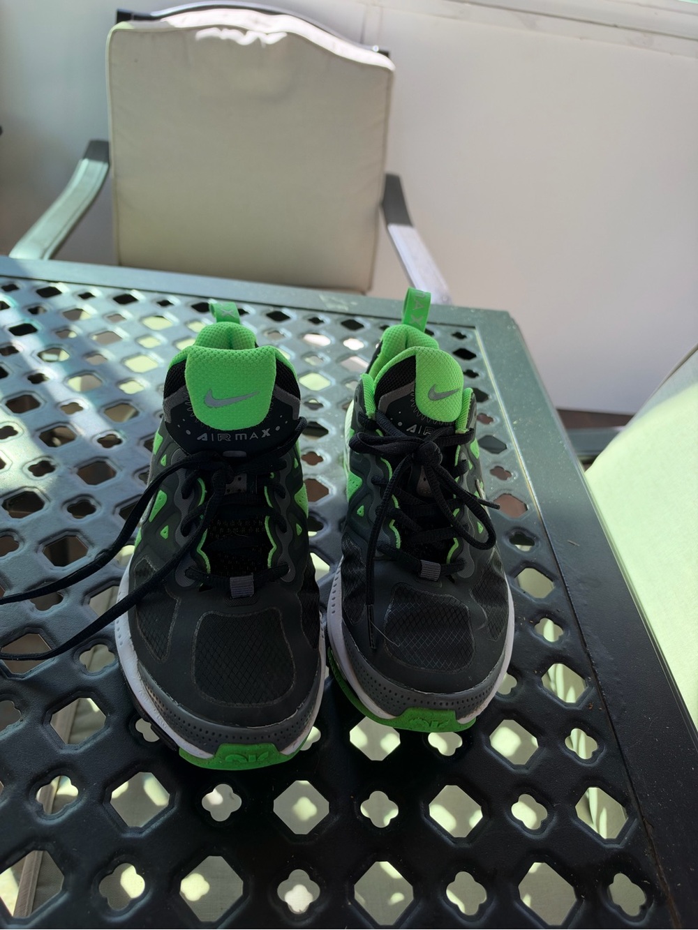 Nike Kids Black and Neon Green Athletic Sneakers